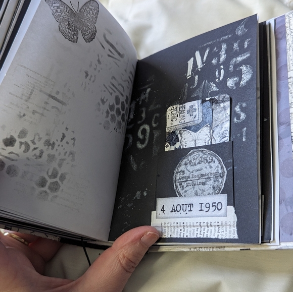 Handmade Black & White Journal Album Memory Book - Picture 7 of 11